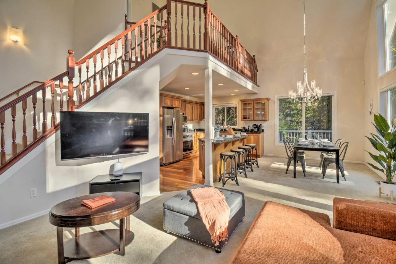 Fox Paws Luxury Cabin - Hot Tub, Fire Pit & Pines! Hansville Exterior foto